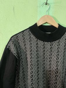 Black and white sweater