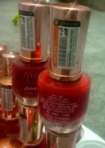 LOVE CITY nail enamel