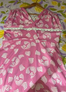 Beautiful Pink V-Neck Dress