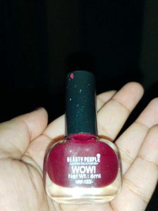Nail Polish 💅+ Acupressure Massage Ball