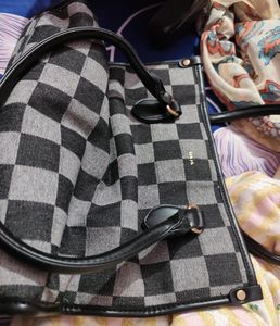 Iykyk Black Chequered Tote Bag