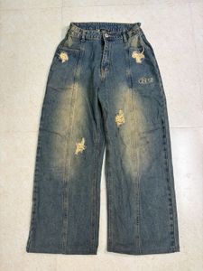 Distressed Wide Leg Jeans ( waist 28,30)