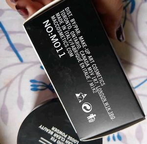 MAC Studio Fix Loose Powder NC30