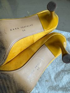 Final Discount🎉 Zara Pumps