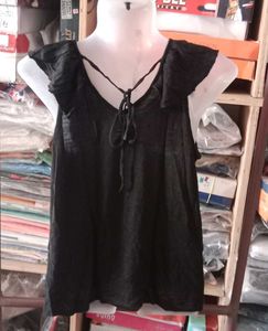 Black Fancy Top 😍