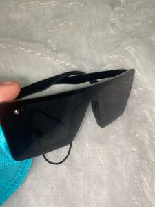 Black Sunglasses Unisex With Cover