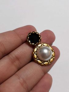 Premium Pearl Earrings- BRAND NEW