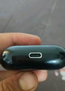 Black Wireless Earbuds