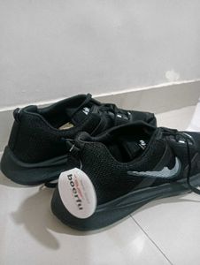 Nike Air Zoom Black Running Shoes