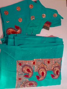Saree With Blouse