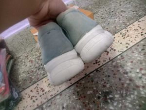 Blue Sneakers💗