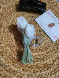 Tulip Claw