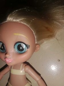 2 Hairdorables Dolls