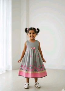 Cute  Dress homemade age 3- 6 year Quinty 3