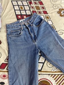 Vintage Light Wash Jeans