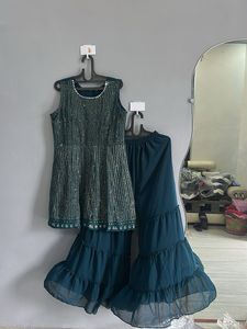 Teal Embellished Kurta Set (XL)