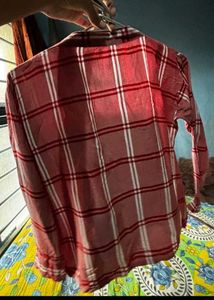 Red crop top With Denim Shorts