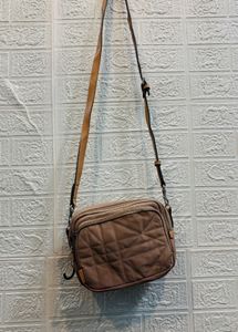 🇫🇷 Parfois Imported Sling Bag