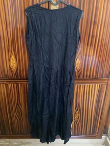 Black &amp; Gold Embroidered Kurta