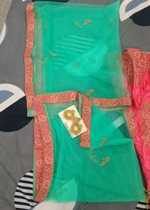Lehnga Choli With Jewellery