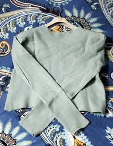 FULL SLEEVE CROP SWEATER 💙