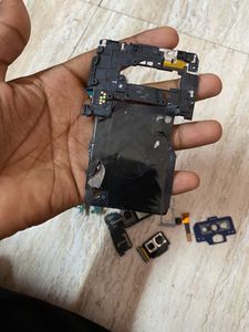 Samsung  Phones Motherboard Dead But Parts Can Be