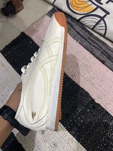 unisex White Sneakers