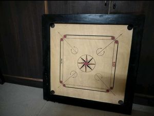Carrom Board No Coins(Goti)