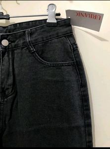 🚨SALE🚨Charcoal Denim Mom Jeans 🚨🚨