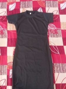 Little Black Dress - Midi Bodycon