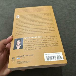 The Seven Husbands of Evelyn Hugo