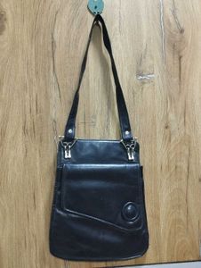 Stylish Sling Bag 🌸