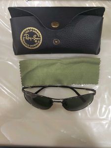 Ray-Ban Aviator Sunglasses