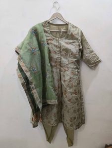 Kurta Set With Dhoti Style