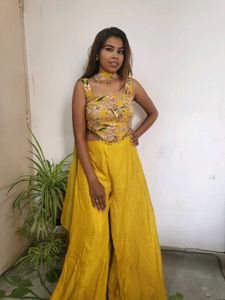 Corset And Palazzo With Necklace Dupatta