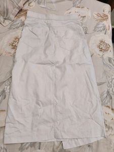 Classic Zara Skirt