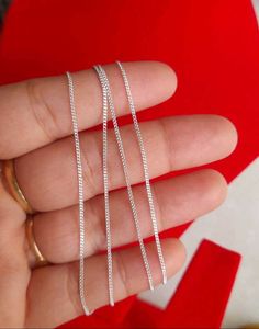 Beautiful New Desiner Silver Chain