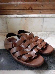 max men's UK9 sandal