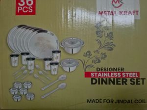 Metal Kraft 36-Piece Dinner Set