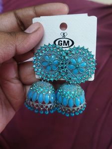 Earings