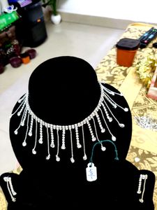 Sparkling Rhinestone Choker Necklace & Earring Set