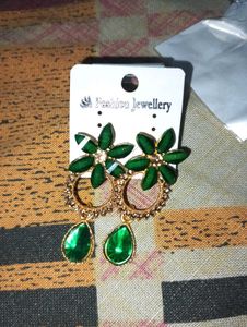 Elegant Green & Gold Earrings