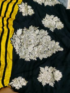 Trendy Gown With Pad