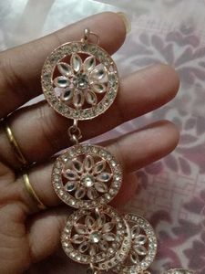 Rhinestone Flower mathapattimi