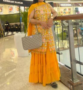 Beautiful Party Wear Sarara Suit