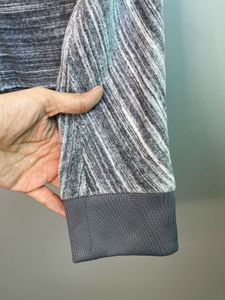 JUICY COUTURE Y2K Gray Striped Hoodie