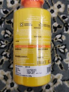 Aqualogica Glow Shower Gel