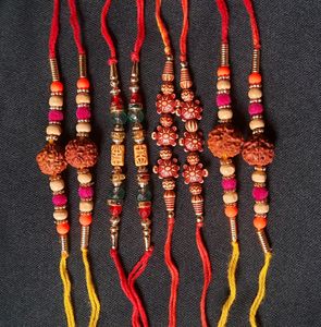 Rakhis (Set Of 8)