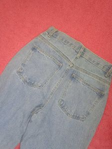 Blue New Mom Jeans 👖 | Size - 28-30