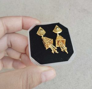 GOLDEN EARRINGS 😺🤩